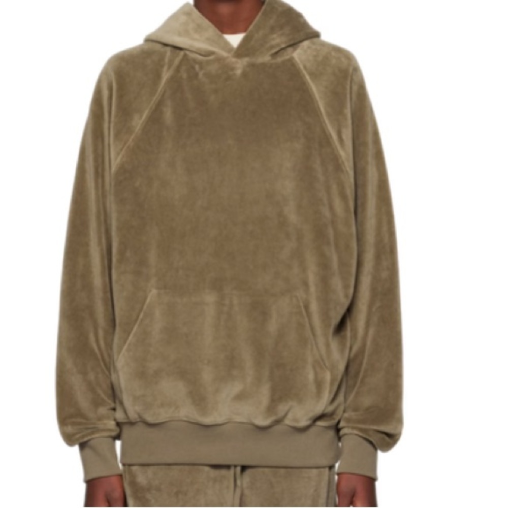 NWT Fear of God Essentials Velour Raglan Hoodie in Wood - Sz XS